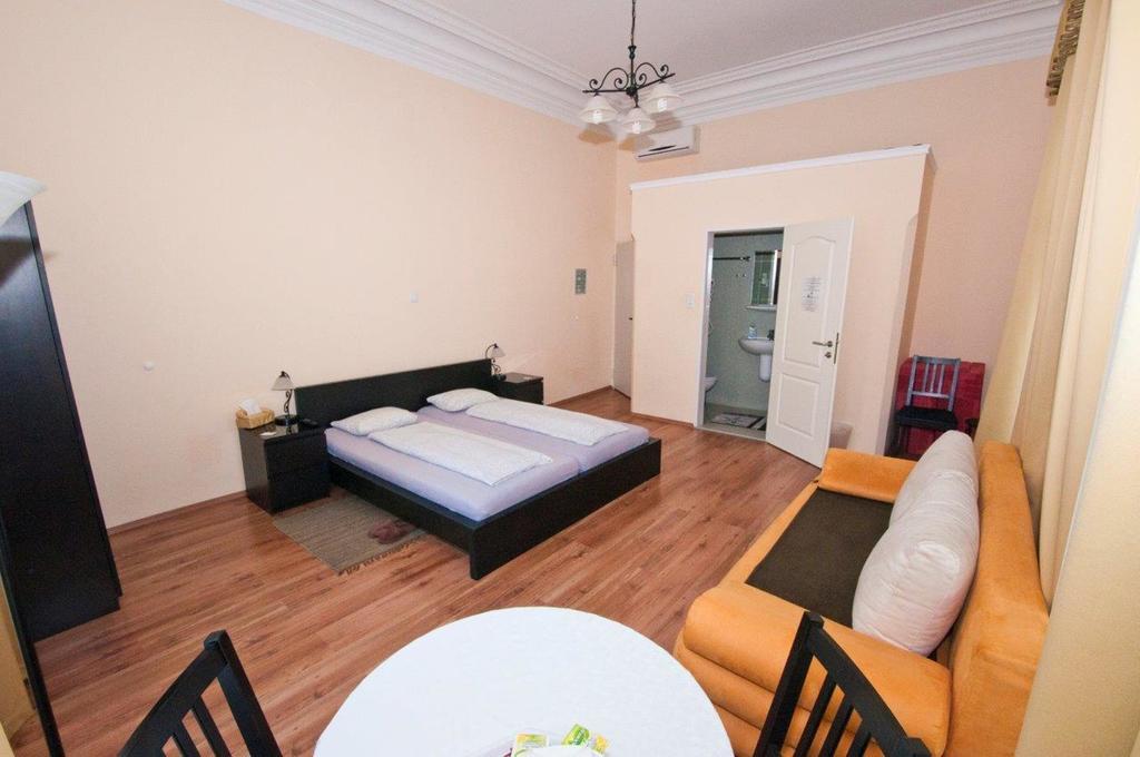 K+T Boardinghouse Hotel เวียนนา ห้อง รูปภาพ