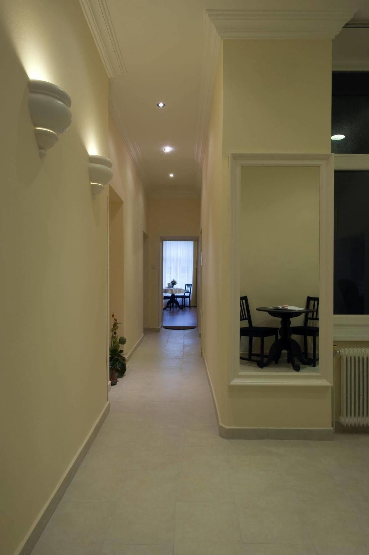 K+T Boardinghouse Hotel เวียนนา ภายนอก รูปภาพ