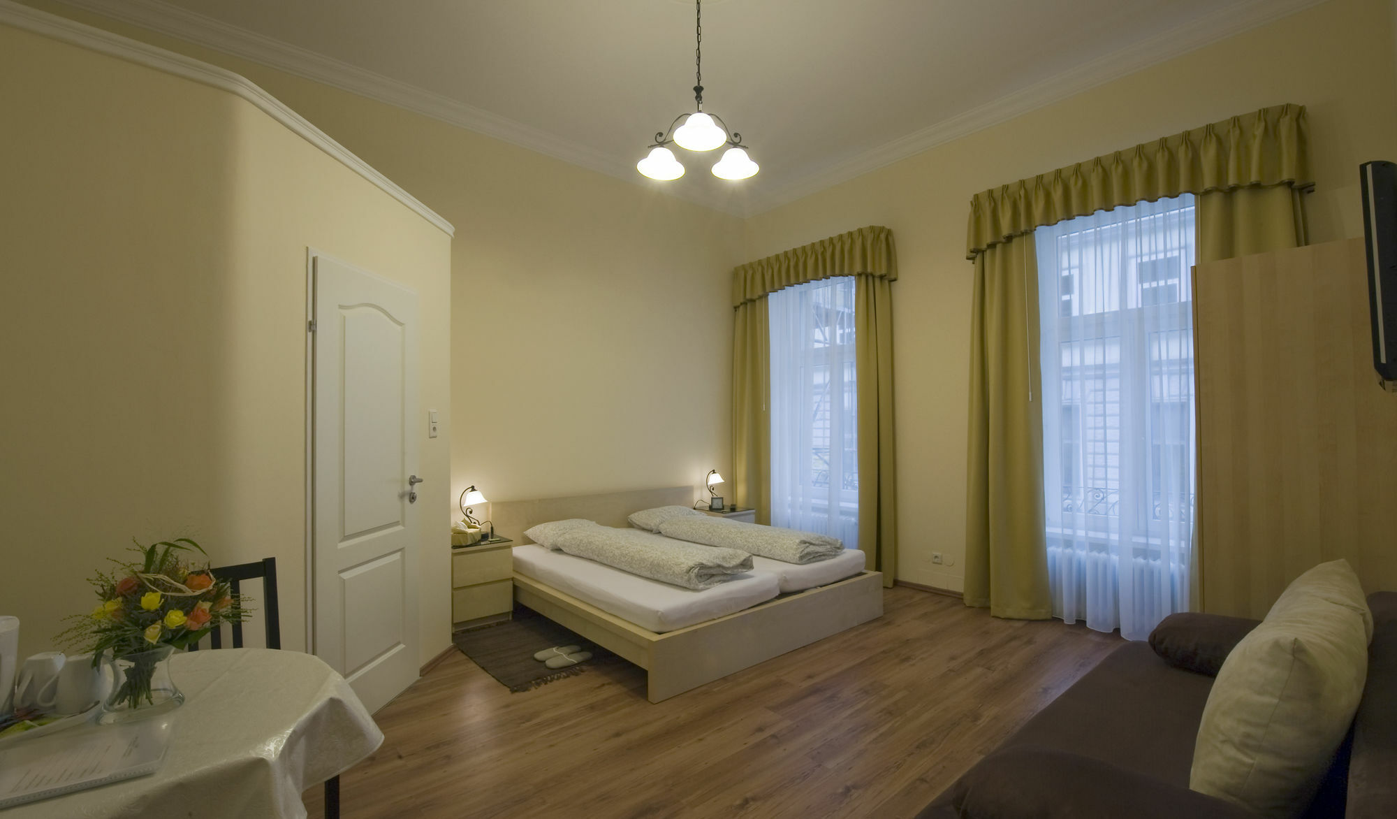 K+T Boardinghouse Hotel เวียนนา ภายนอก รูปภาพ
